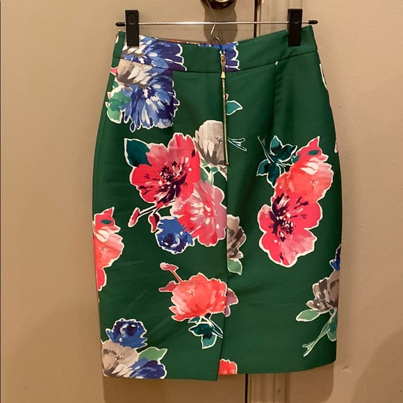 Kate Spade floral pencil skirt - Picture 4 of 5